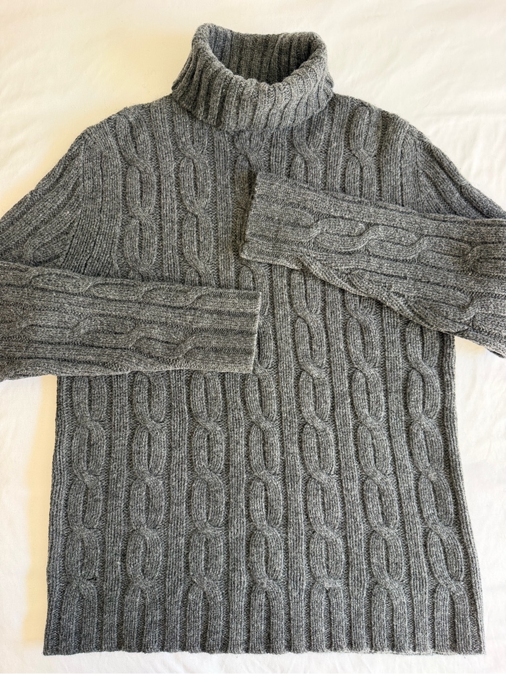VTG Banana Republic 100% Lambs Wool Gray Cable Knit Turtleneck Sweater